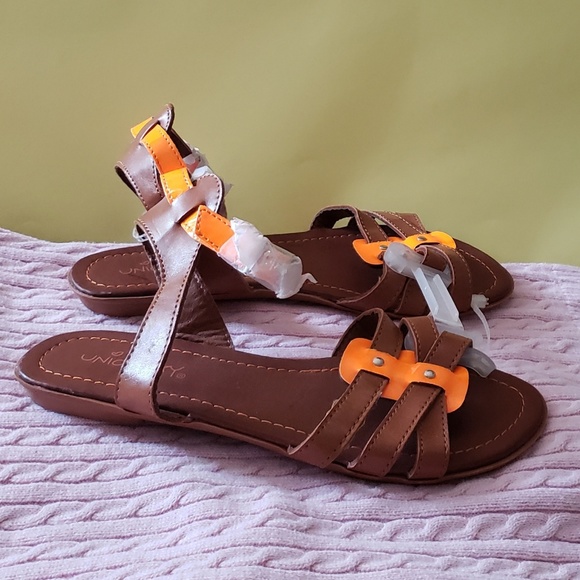 🧡 Cute UNIONBAY Sandals NWT - Picture 2 of 4